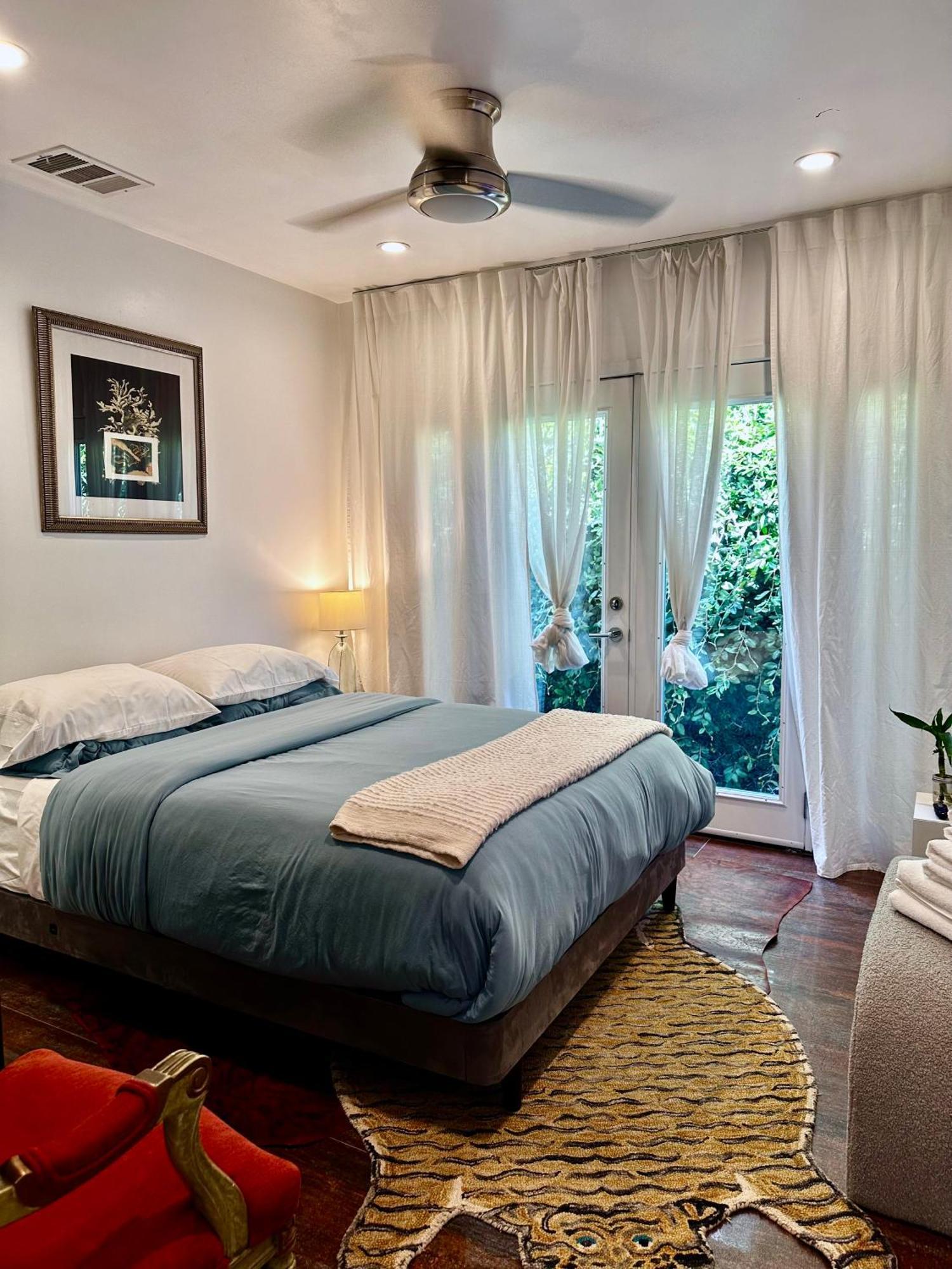 Spacious Resort Getaway @ Echo Park Ranch - Luxury Indoor/ Outdoor Home Steps From Sunset Blvd, Echo Park Lake, Dodgers Stadium 로스앤젤레스 외부 사진
